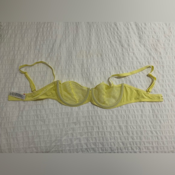 PASSIONATA by CHANTELLE Half Cup Yellow Bra - Picture 6 of 8